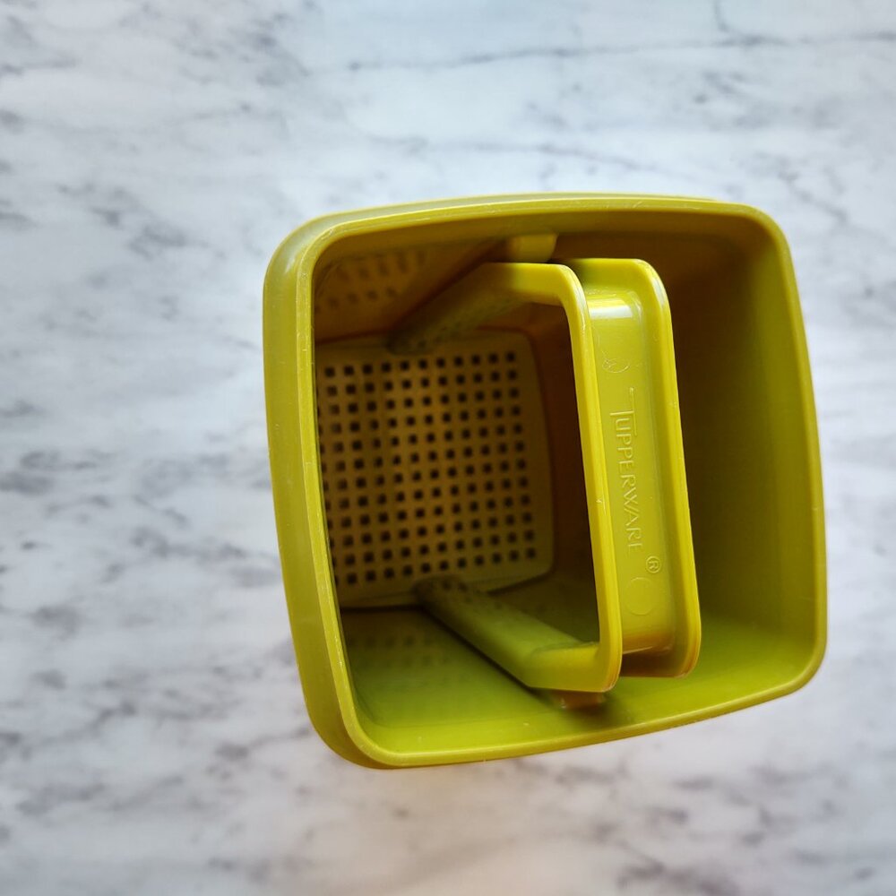 Tupperware 3 Piece Pick A Deli Container Pickle Keeper Avocado Green 1330-1 - Picture 11 of 11